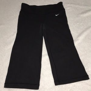 Nike capri leggings